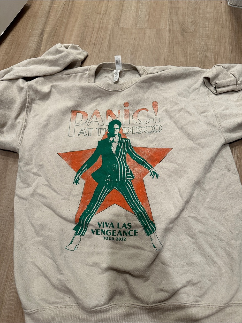 Panic! At The Disco Viva Las Vengeance Tour 2022 Beige Graphic Sweatshirt